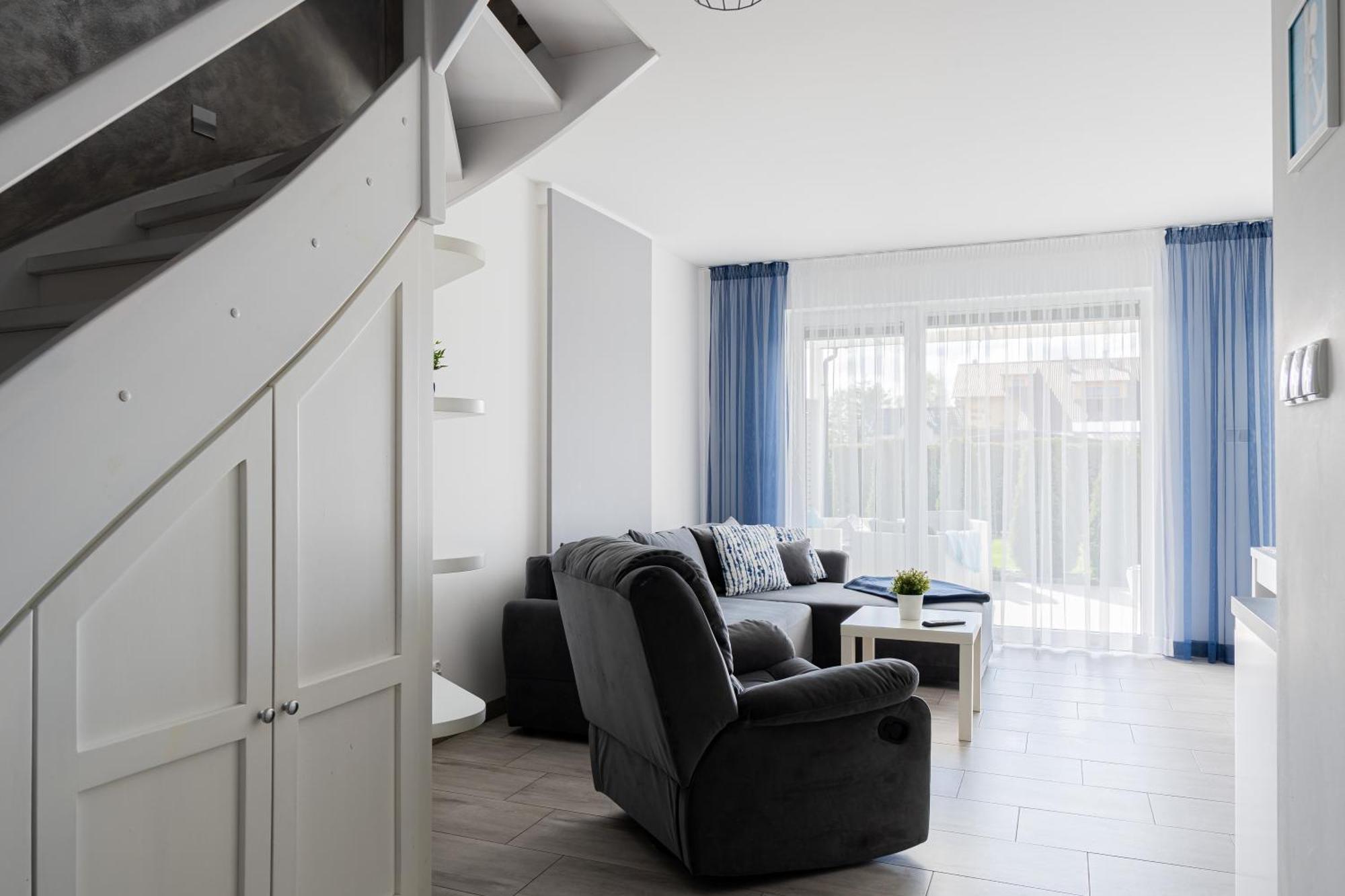 Barka - Apartamenty Premium Oraz Pokoje Blisko Plazy Карвиа Экстерьер фото